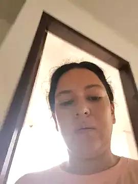 Abbyjoness21 on StripChat 