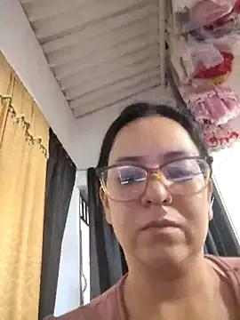 Abbyjoness21 on StripChat 