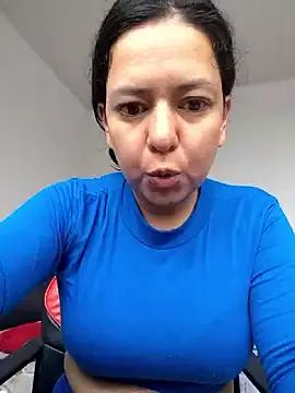 Abbyjoness21 on StripChat 