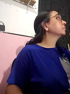 Abbyjoness21 on StripChat 