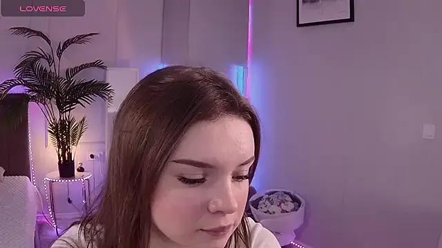 Alice_Bloome from StripChat