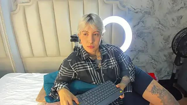 amy_ink from StripChat