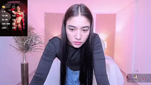Antonella_Grayy from StripChat
