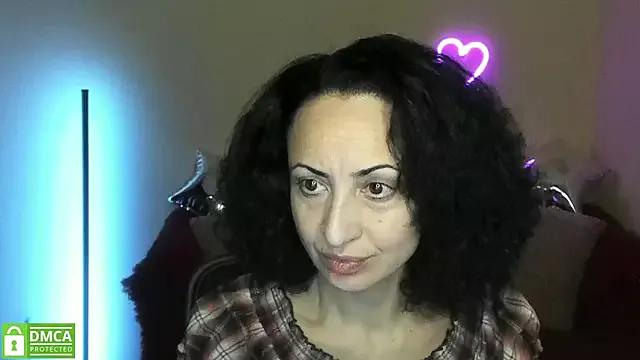 Arianasweety23 on StripChat 