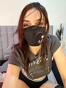 Assil_lil_girle on StripChat 