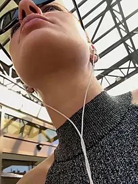 BabeRainbow from StripChat