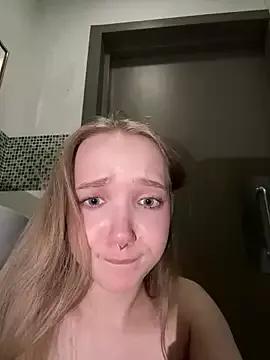 bambi_lu on StripChat 