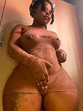 DiamondGoddes from StripChat