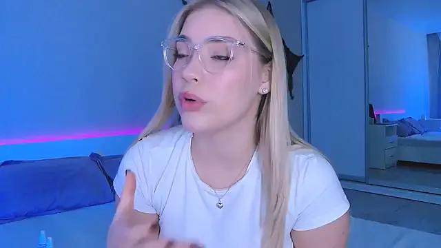 DIANAxxxDIAMOND from StripChat