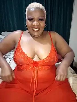 dirasweetlipsxx from StripChat