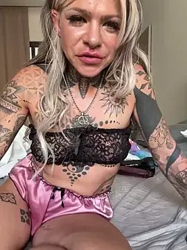 Divina_X_ on StripChat 