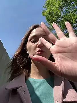 DollyTall on StripChat 