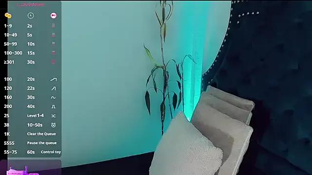 Emmaa_Saenz_ on StripChat 