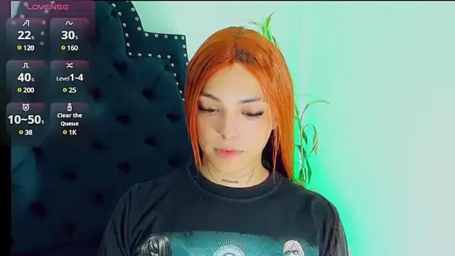 Emmaa_Saenz_ on StripChat 