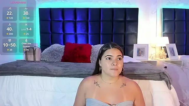 EVELIN_MASON from StripChat