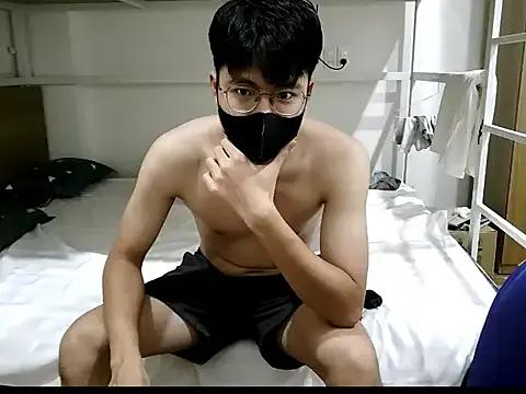 Gwencloudy from StripChat