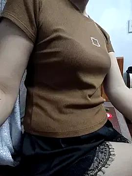 Haralushiaaa from StripChat