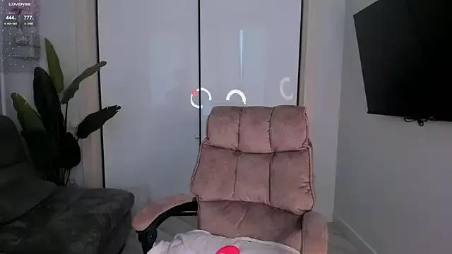 helen_ramsay on StripChat 