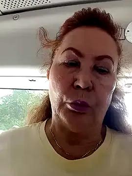 Hottie-Mom from StripChat