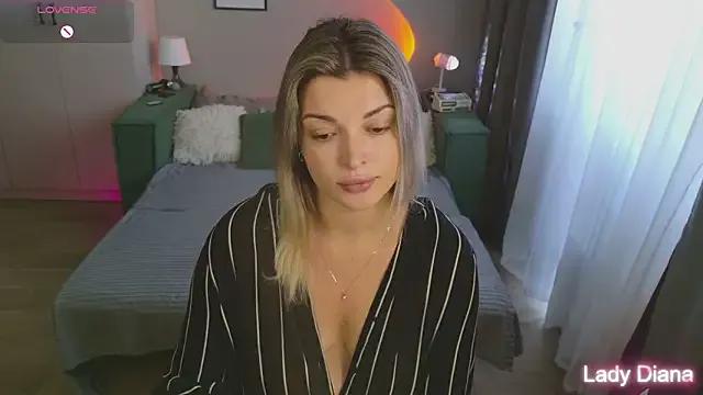 LadyDiLancaster from StripChat