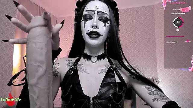 LeylaNoiry on StripChat 