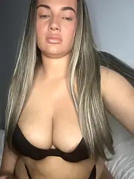 little_lola_x on StripChat 