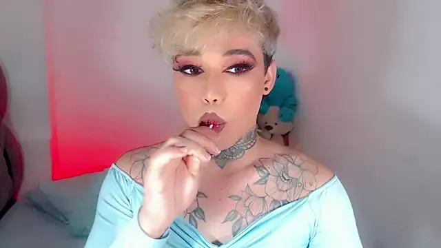 little_star_porn on StripChat 