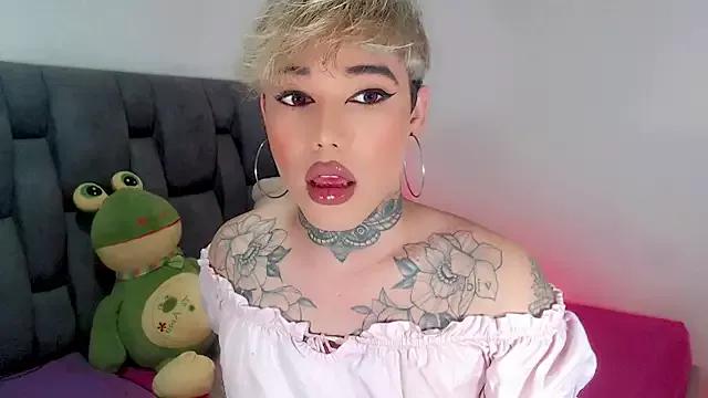 little_star_porn on StripChat 