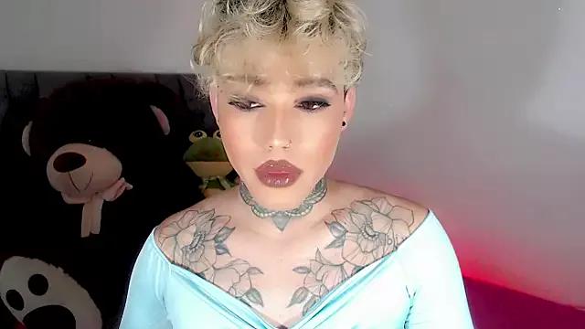 little_star_porn on StripChat 