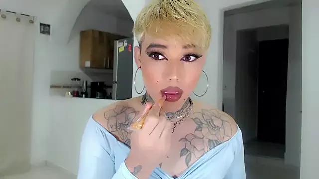 little_star_porn on StripChat 