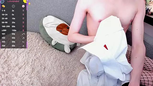 loliwoods on StripChat 