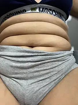 Lucia-Candy from StripChat