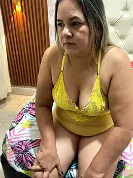 Lucy_Milf_474 from StripChat