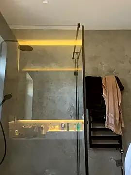 madelinexx from StripChat