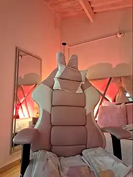 MariaPau_83 from StripChat