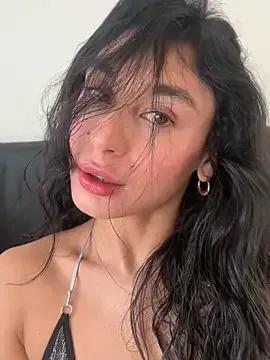 MonicaSalvatore from StripChat