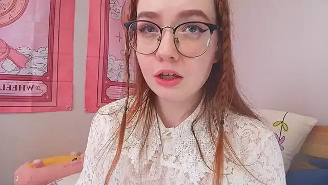 moon_rabbitt on StripChat 