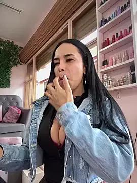 Naatalia on StripChat 