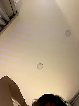 Nahomy_cute1 from StripChat