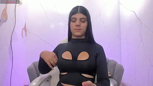 PauliinaBelle_ from StripChat