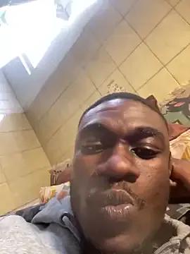 Pinepool21 from StripChat