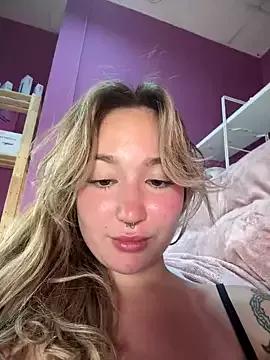 Rimmahottes on StripChat 