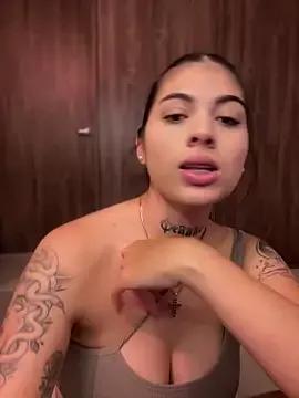 Sarasanders_4 on StripChat 