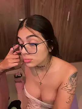 Sarasanders_4 on StripChat 