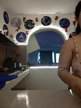 SeleneLuminari8 on StripChat 