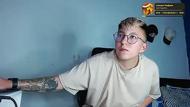 Sexyboy_666 from StripChat