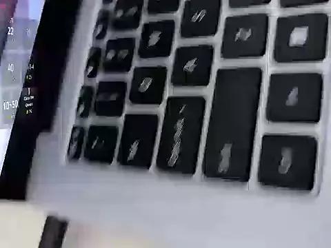 shishi_baby on StripChat 