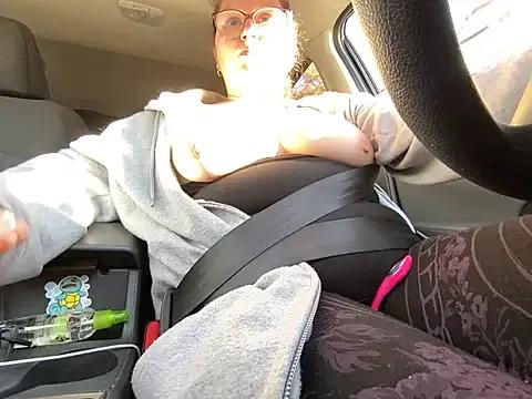 SquirtlegirlygirlmM from StripChat