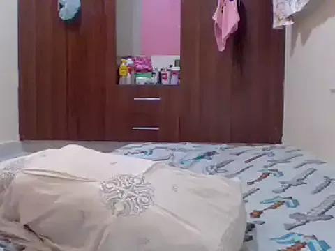 sweet-fancy on StripChat 