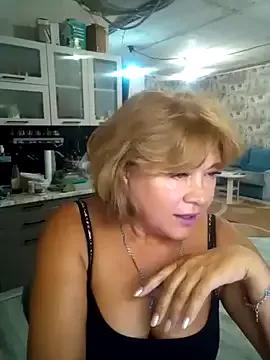 Sweet4104 from StripChat